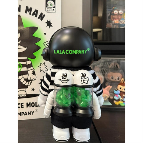 MEGA SPACE MOLLY 400% Durian Man 2025 Limited Edition – TOYSEZ