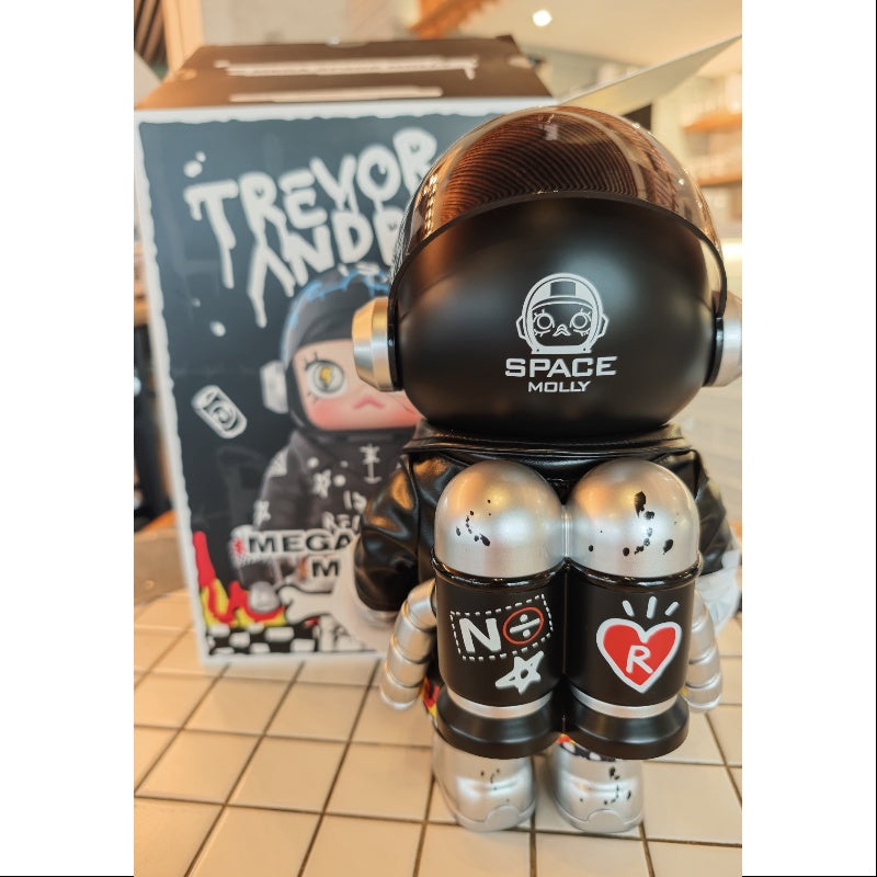 MEGA SPACE MOLLY 400% Trevor Andrew 2.0 2025 Limited Edition – TOYSEZ