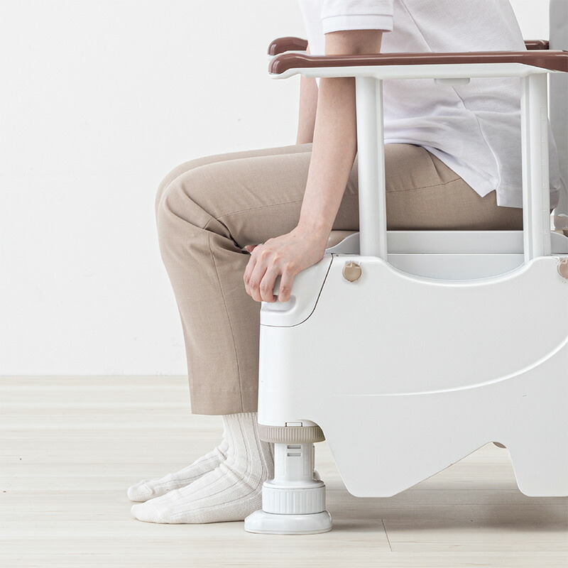 楽天市場】安寿 ポータブルトイレ FX-30S らくゾウくん 側面ガードなし