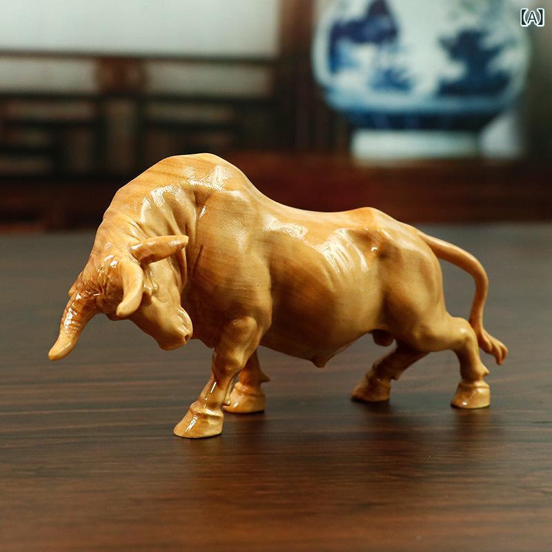 置物 ツゲ材 彫刻 干支 牛 成功祈願 商売繁盛 開運 縁起物 飛躍 前進