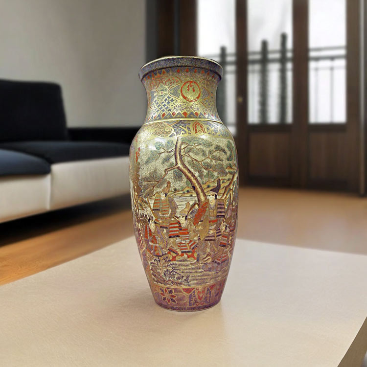 金彩装飾の陶器の丸型壺 金彩装飾の陶器の丸型壺