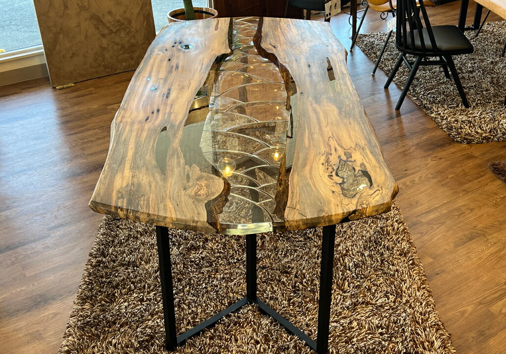 楽天市場 | 銘木屋 - MEIBOKUYA - - 黒柿のテーブルの価値と魅力