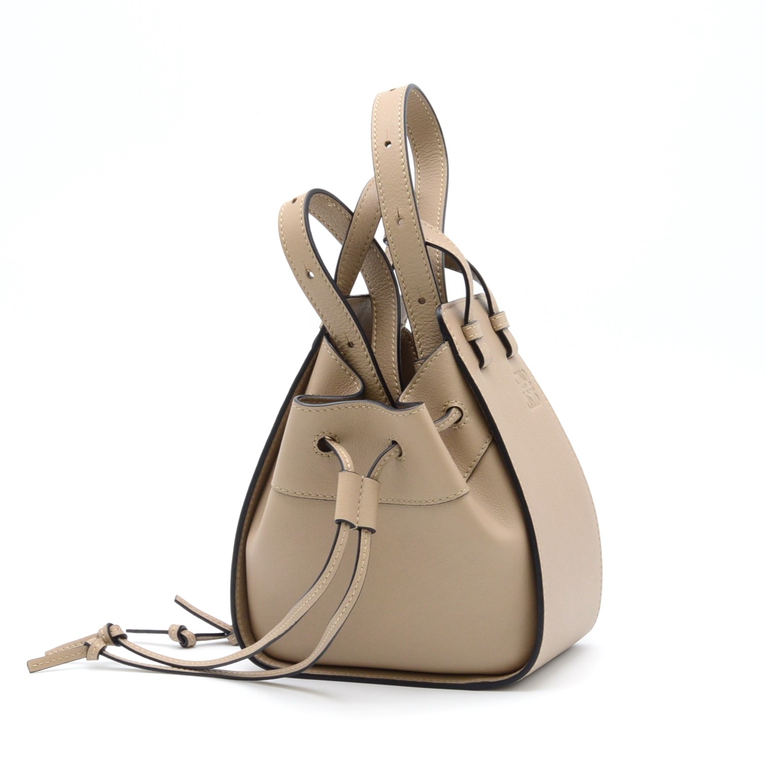 楽天市場】LOEWE ロエベ ハンモック ドローストリングミニ サンド