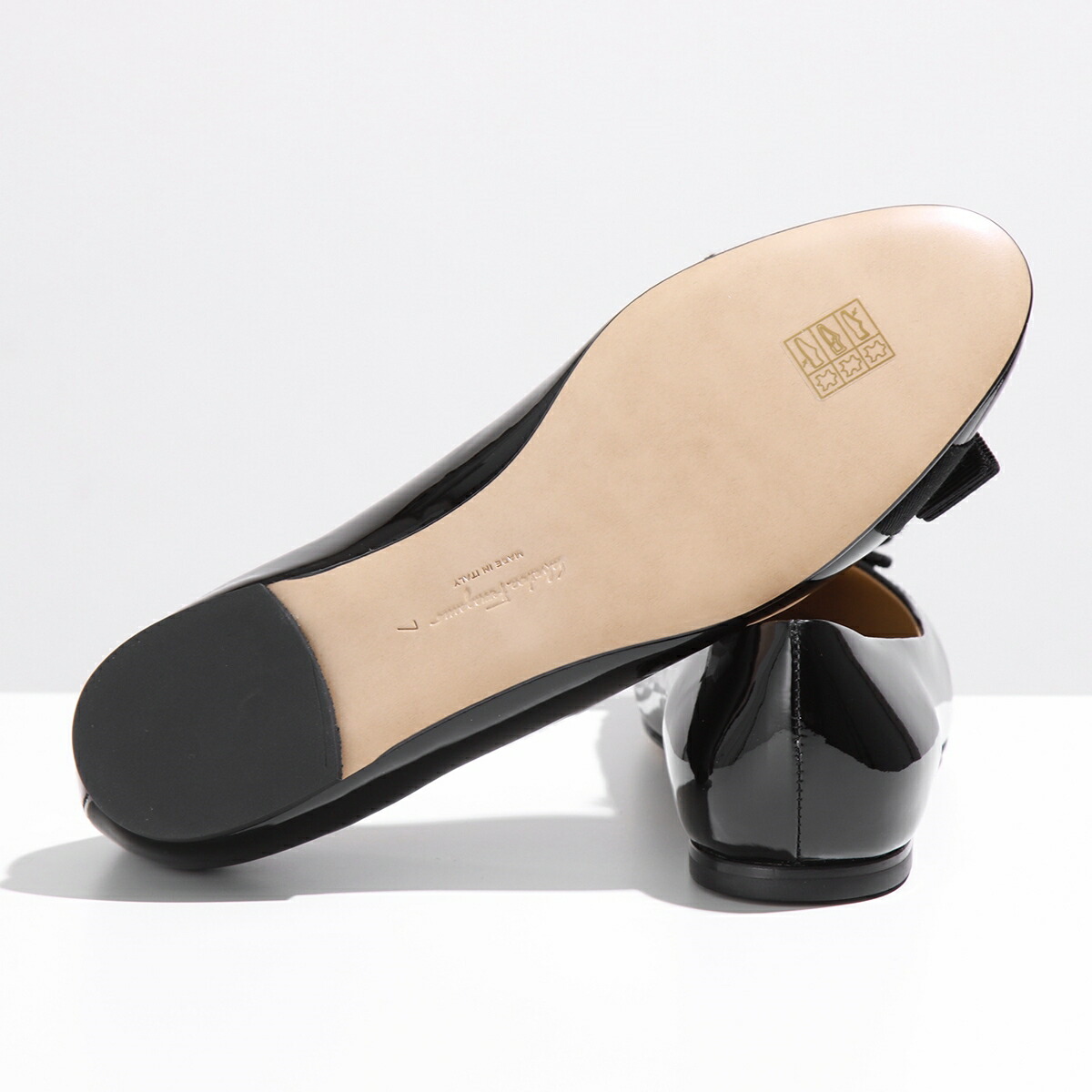 楽天市場】【最大2万円OFFクーポン対象・3/1限定】FERRAGAMO