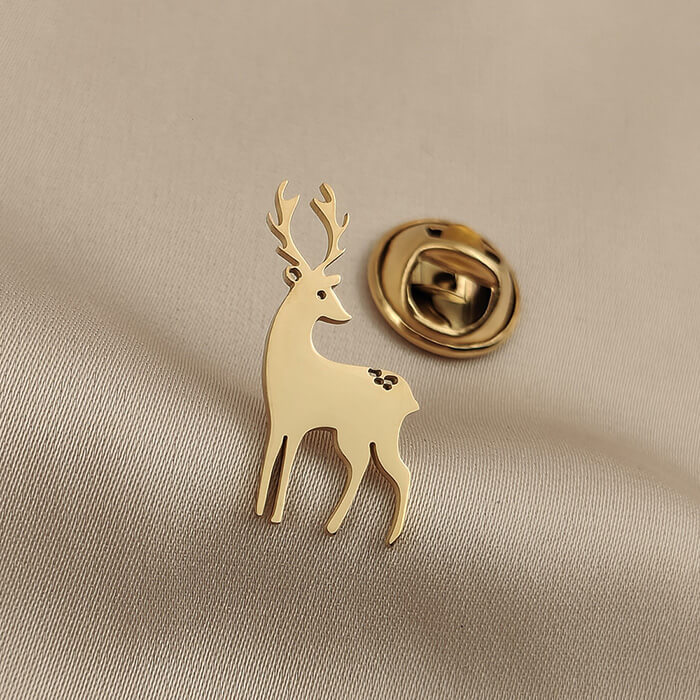 楽天市場】ブローチ トナカイ クリスマス シルバー ゴールド ブラック