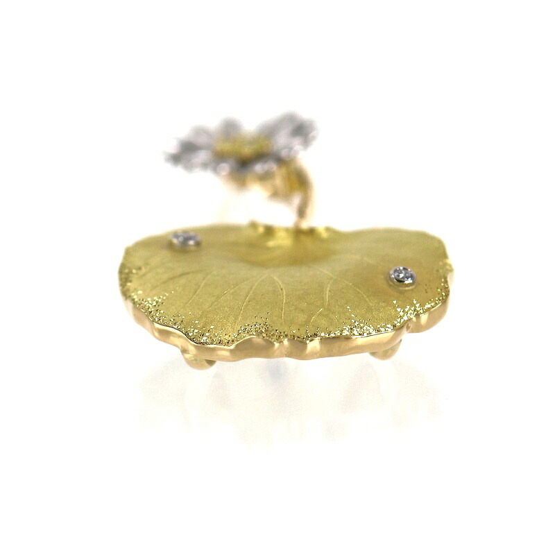 楽天市場】石川暢子 アズタイム ブローチ 蕗 花 ダイヤ入り K18YG×WG