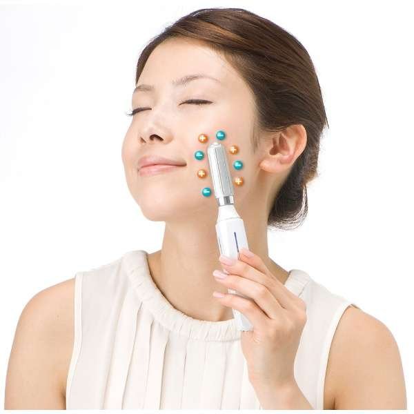 楽天市場】アウトレット YA-MAN プラチナホワイト イオンローラー