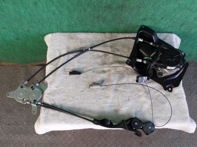 楽天市場】スライドドア モーター 右 ヴォクシーの通販