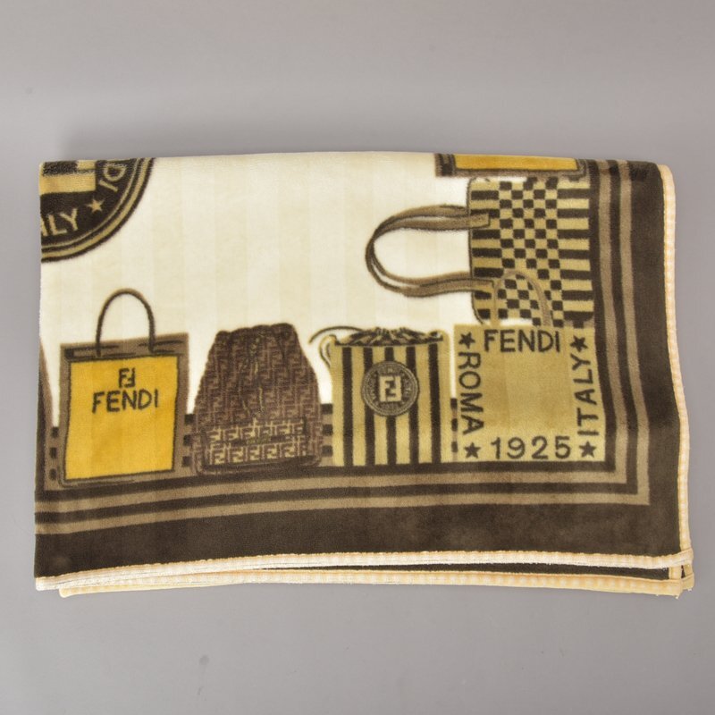 楽天市場】レア品 美品 FENDI フェンディ バッグ柄 ブランケット 毛布