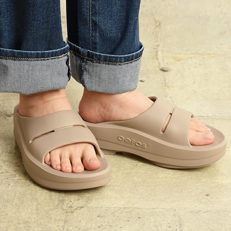 楽天市場】正規取扱店 ウーフォス OOFOS ウーメガウーアー OOmegaOoahh