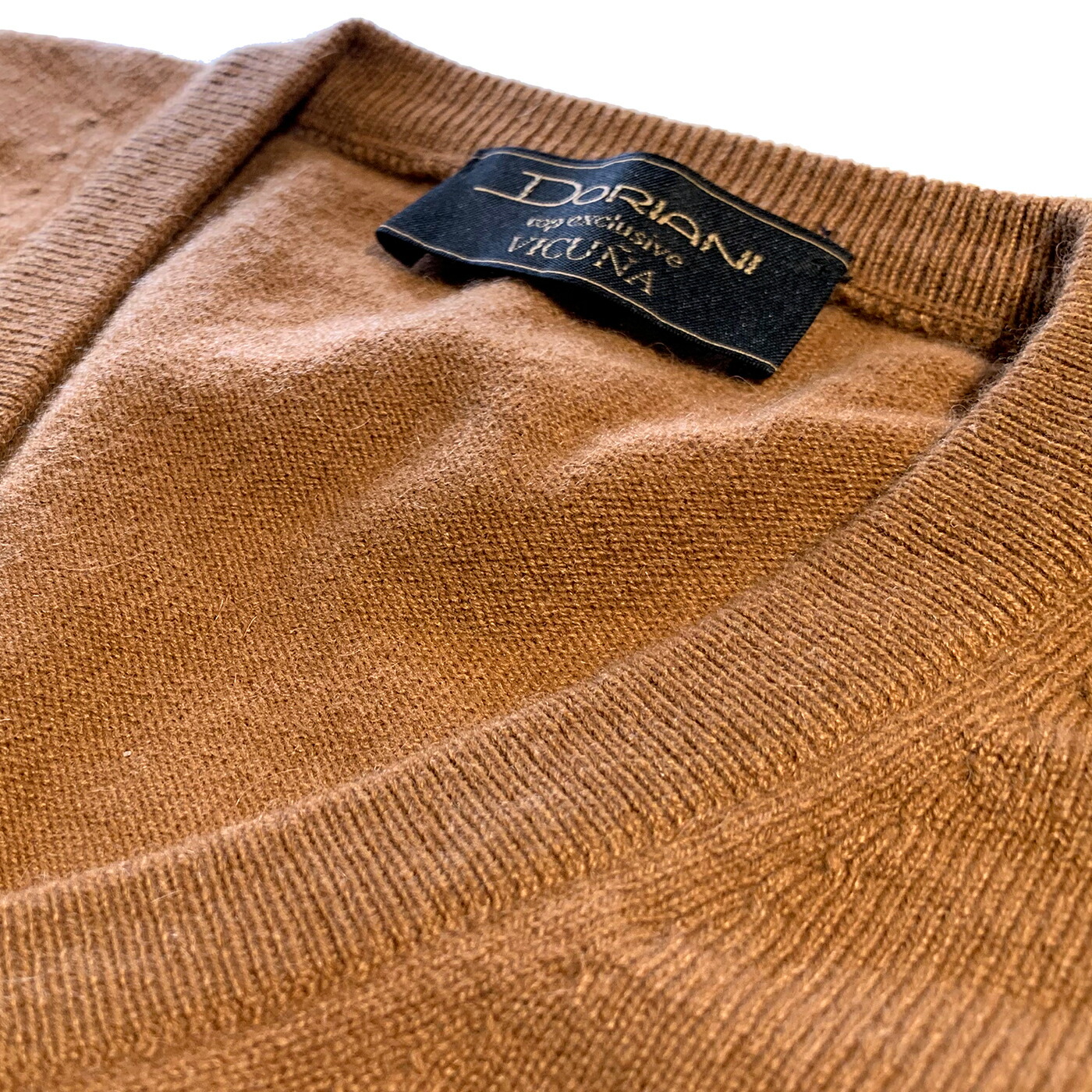 楽天市場】DORIANI（ドリアーニ）ビキューナニットセーター