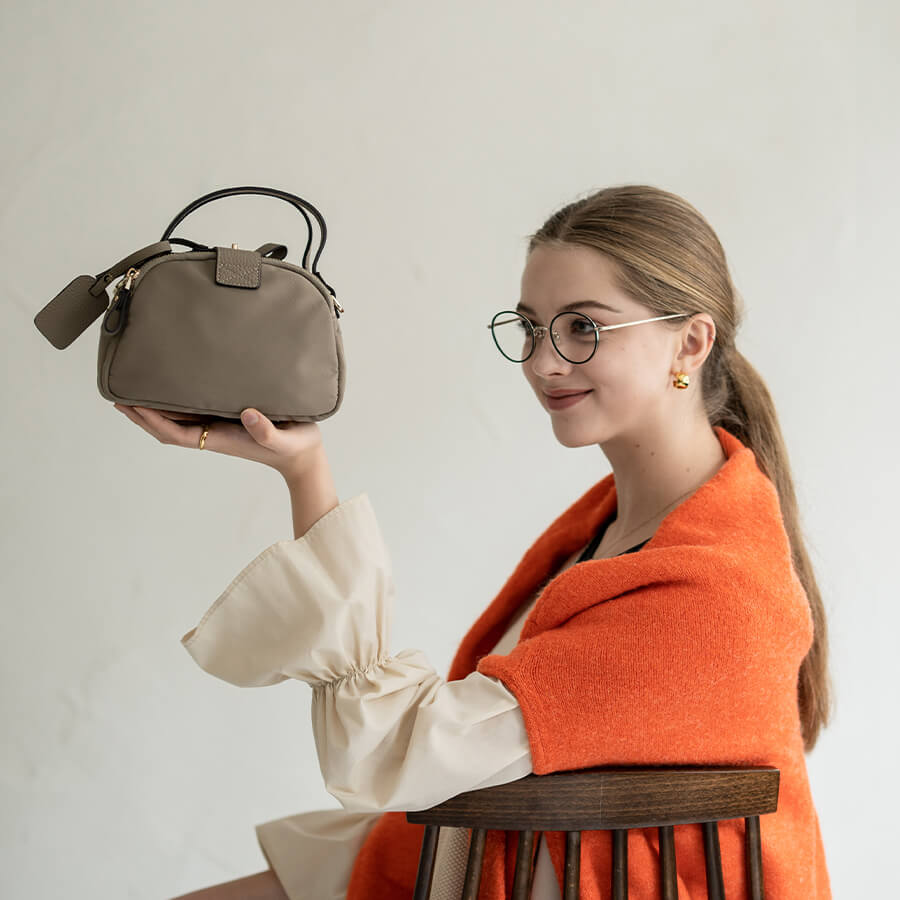 楽天市場】3/4(20時)～2000円オフクーポン ナイロン ショルダーバッグ