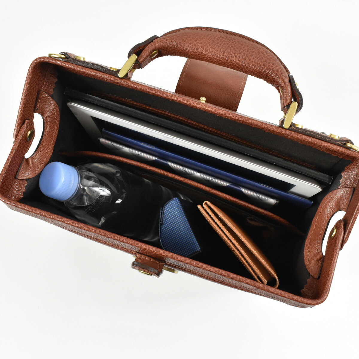 楽天市場】【3/1☆抽選で最大100%ポイントバック】 青木鞄 ダレス