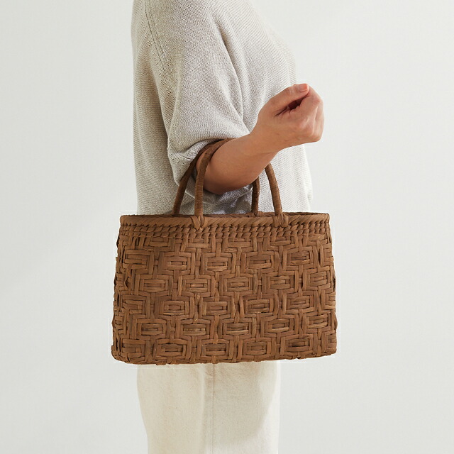 い*福様 山葡萄市松編みショルダーバッグ 約横20高さ12幅6 楽天市場