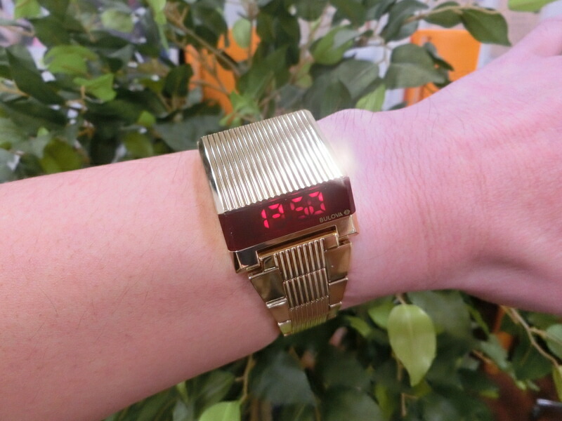楽天市場】BULOVA ブローバ Computron コンピュートロン 復刻モデル