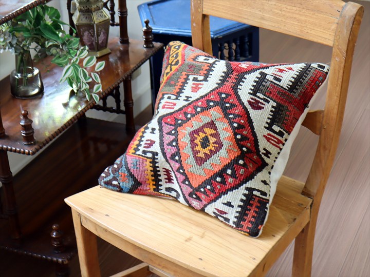 楽天市場】オールドキリム クッションカバー 40×40cm カルス・幾何学