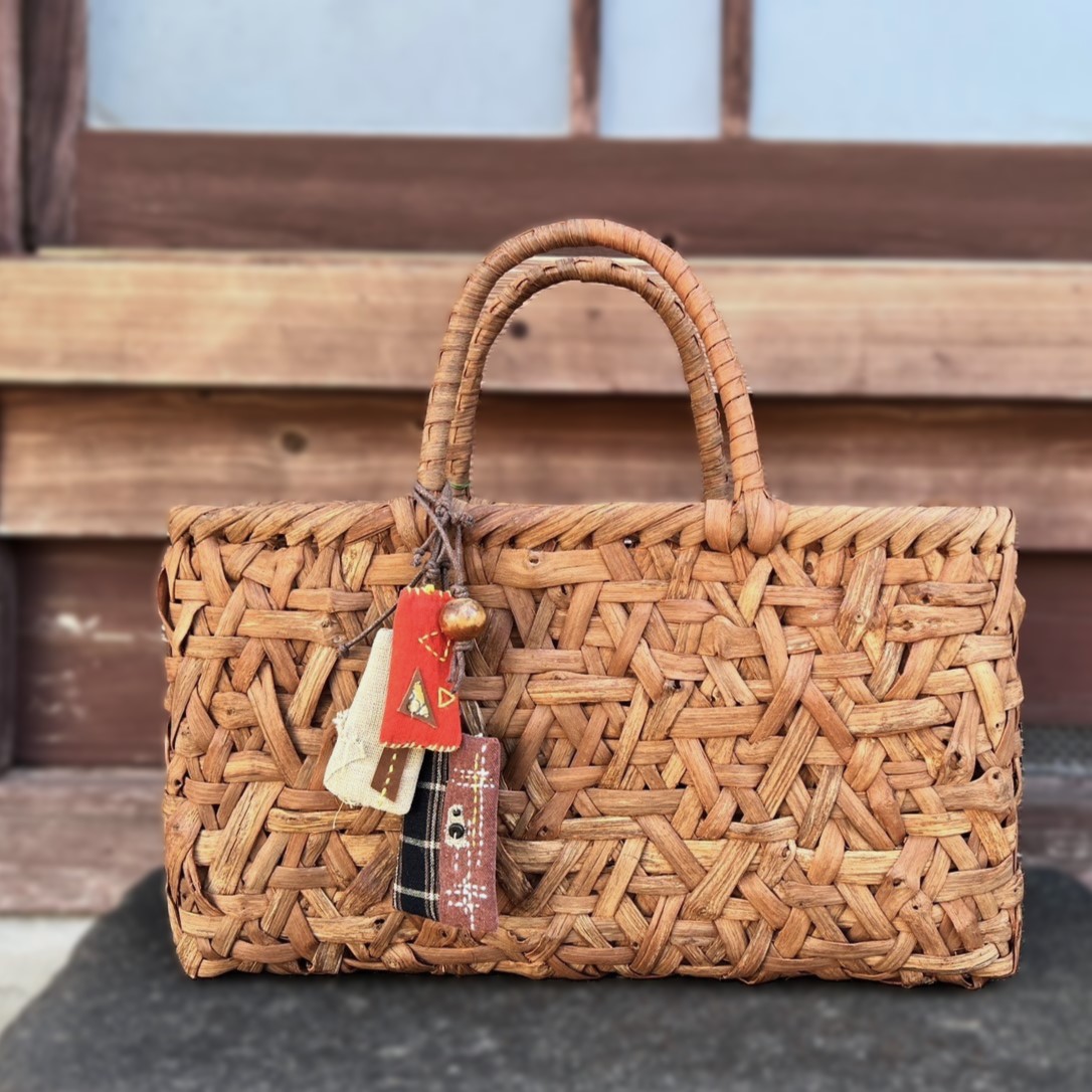 楽天市場】【純国産山葡萄かごバッグ】一点物純国産日本製太綱代編み