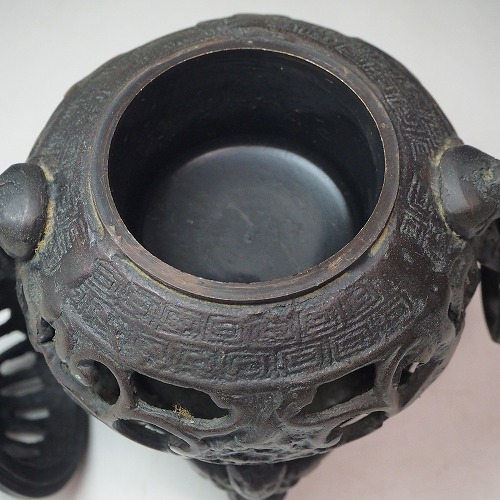 楽天市場】梅獅子文香炉 鉄製 0151香道 茶道 書道 煎茶道古道具 古民具