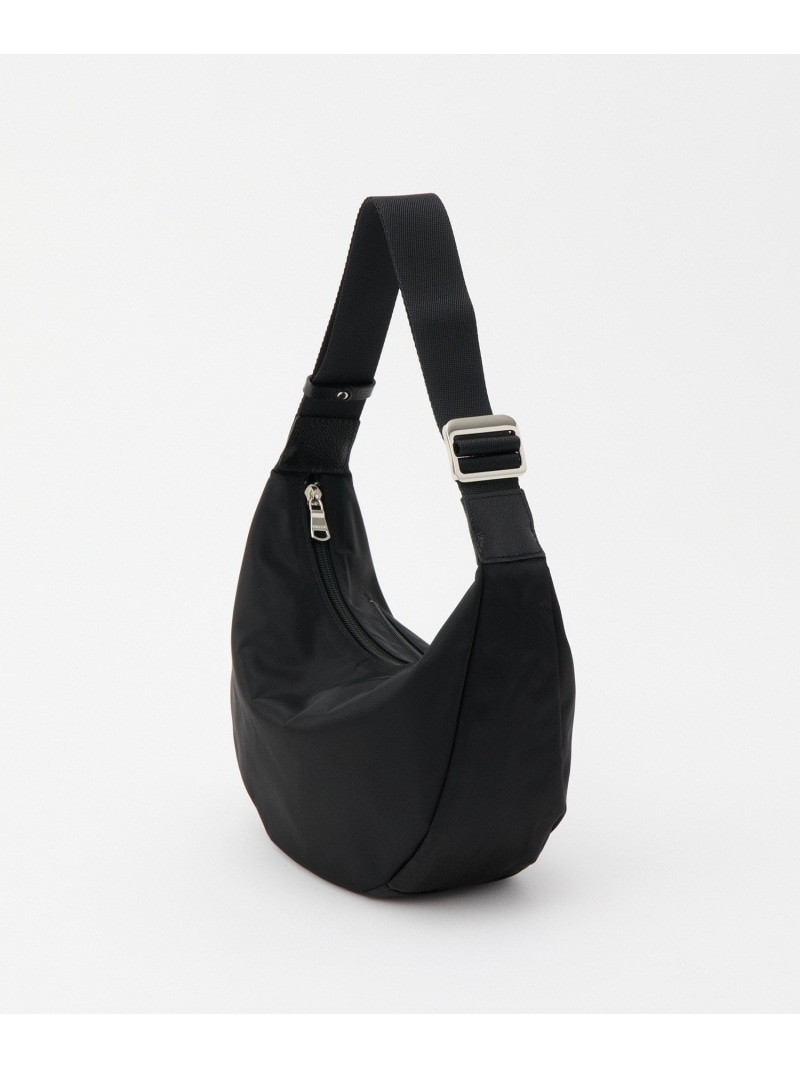 楽天市場】《3/4~価格改定》クラウズナイロンラウンドショルダーバッグ