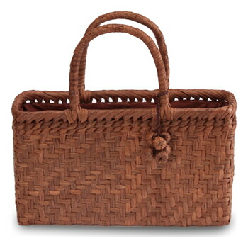 楽天市場】《伝統的な網代編みの風合いを活かした》山葡萄籠工房 山