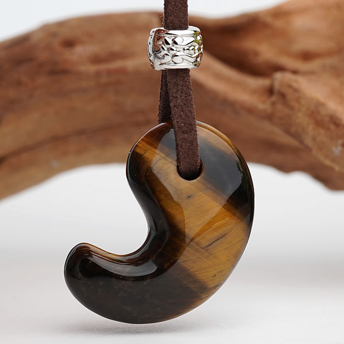 楽天市場】タイガーアイ 勾玉 30mm まがたま ネックレス ペンダント