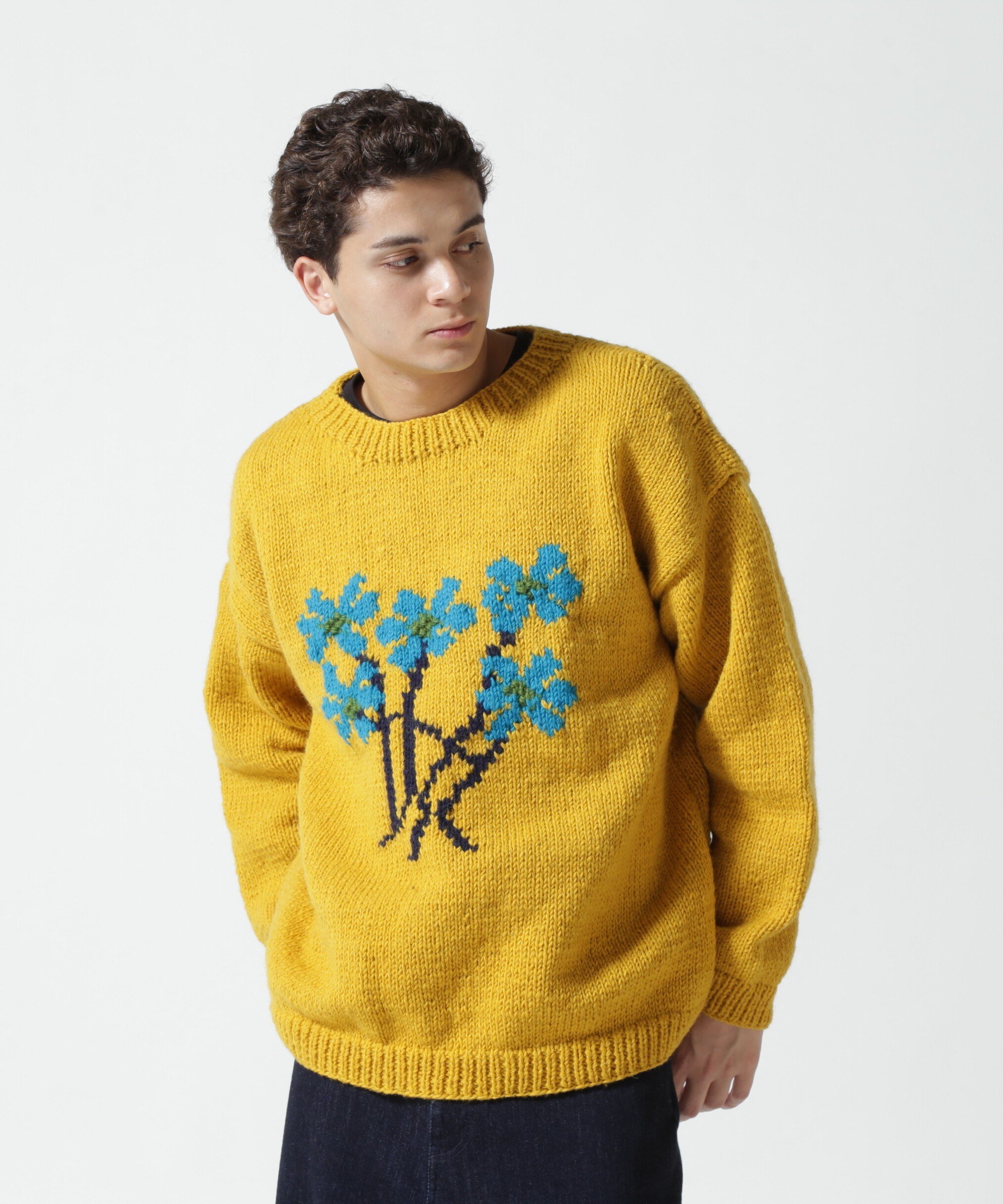 BEAVER｜MacMahon Knitting Mills Crew Neck Knit-5 Flowers | Rakuten