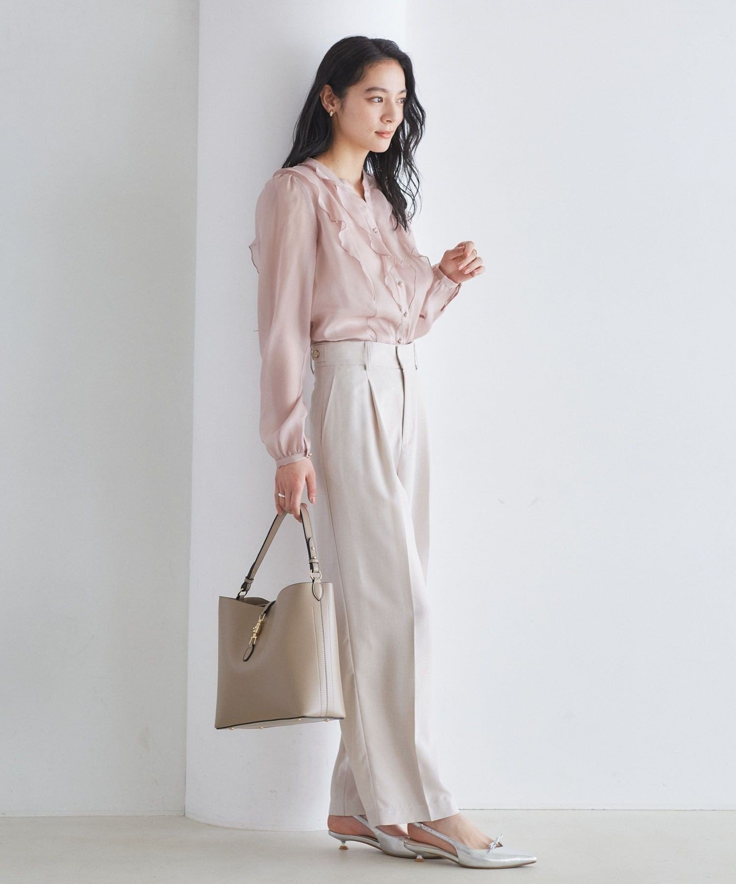 VIS｜シアーラッフルブラウス/イージーケア | Rakuten Fashion(楽天