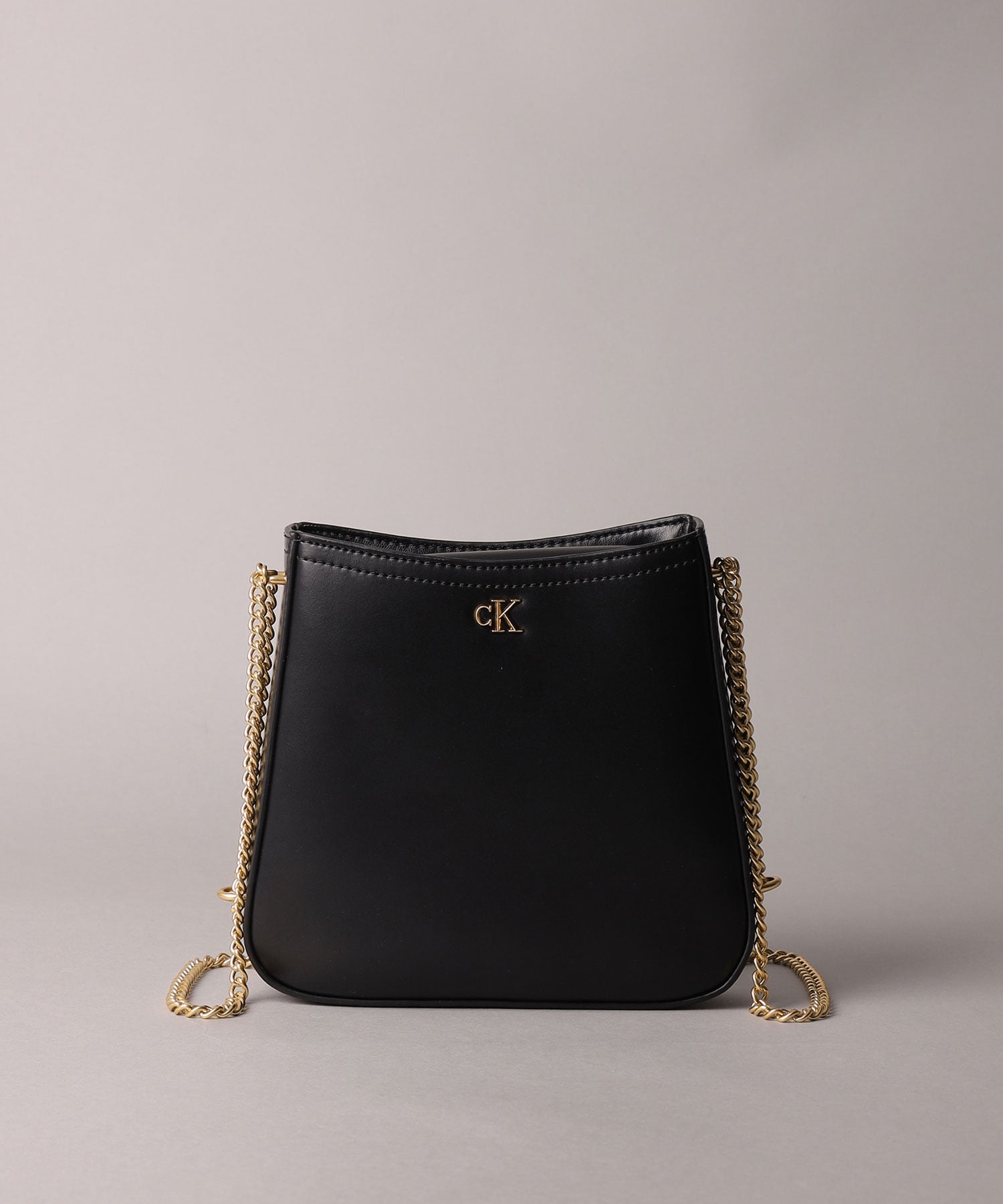 Calvin Klein｜(W)【公式ショップ】 カルバンクライン クロスボディ