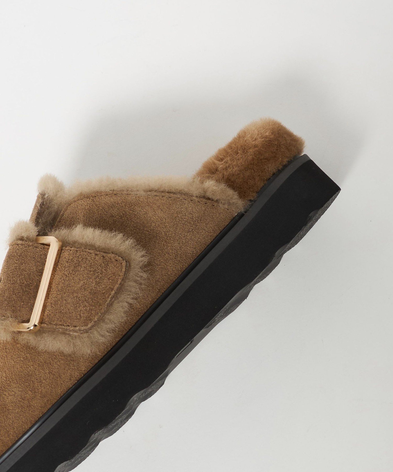 ゆう【MOHI…】スエードビッグベルトボストンサンダル MOHI＞スエード ビッグベルト ボストンサンダル