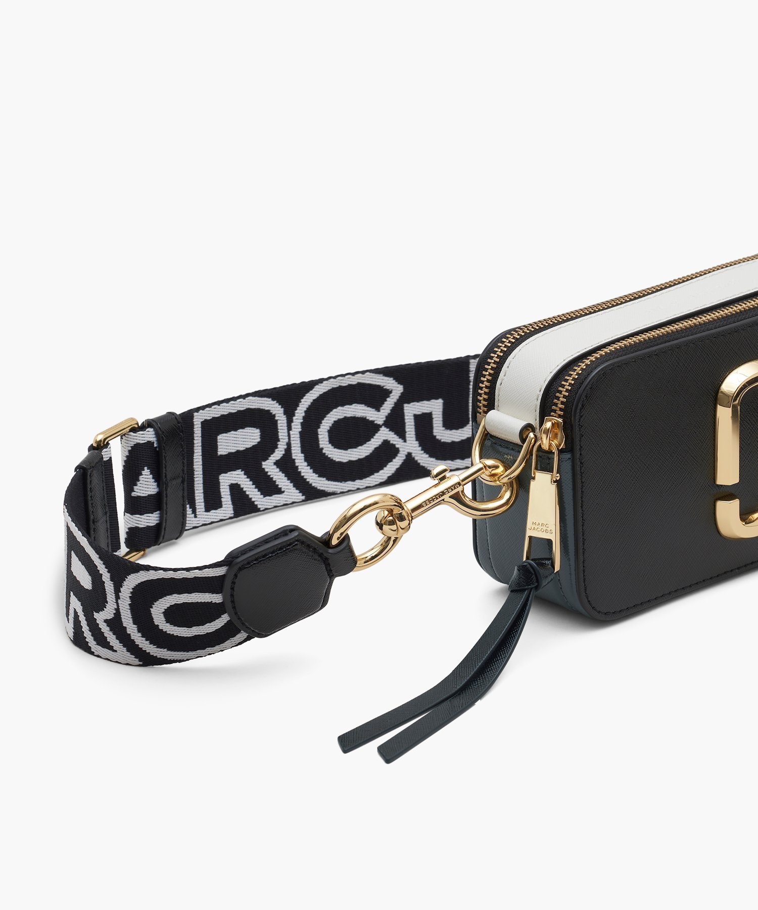 MARC JACOBS(マーク ジェイコブス)｜【公式】THE SNAPSHOT