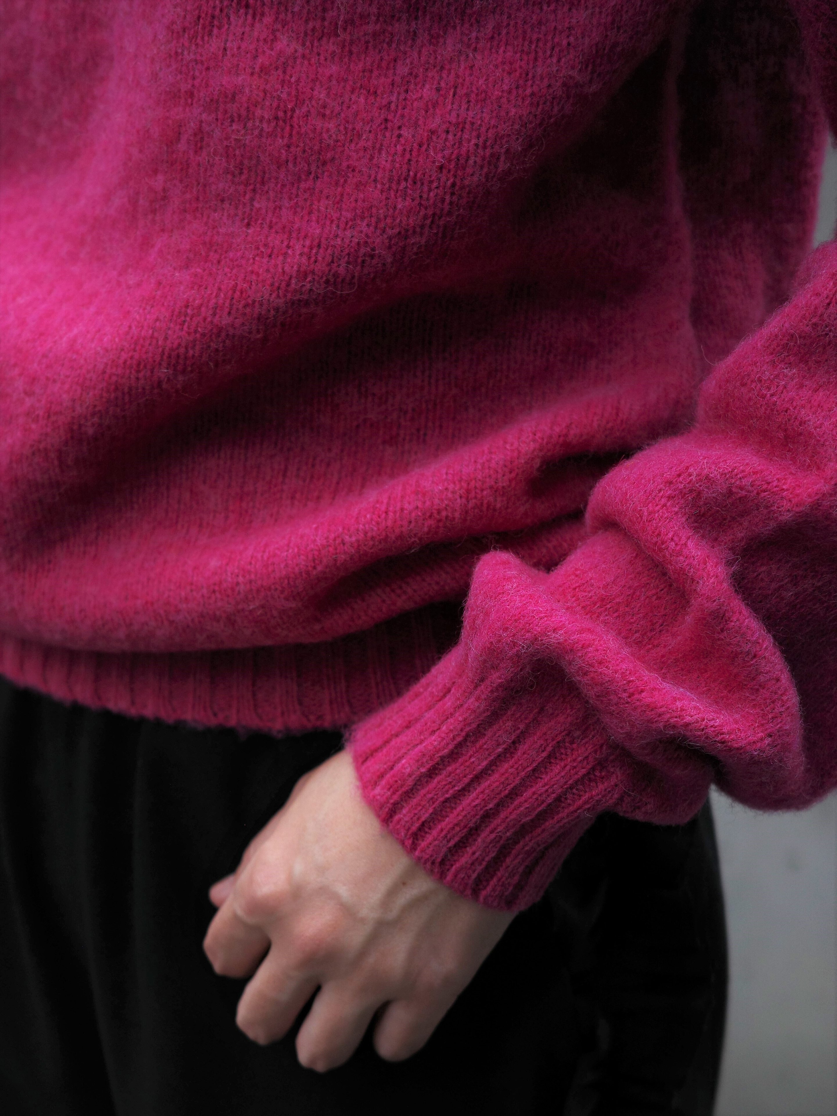 BEAVER｜INVERALLAN/インバーアラン 別注SHAGGY CREW SHETLAND SWEATER