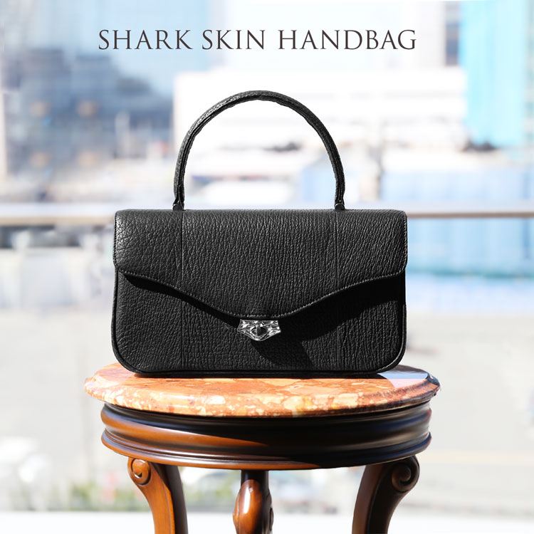楽天市場】本革 レディース ハンドバッグ ブラック シャーク スキン