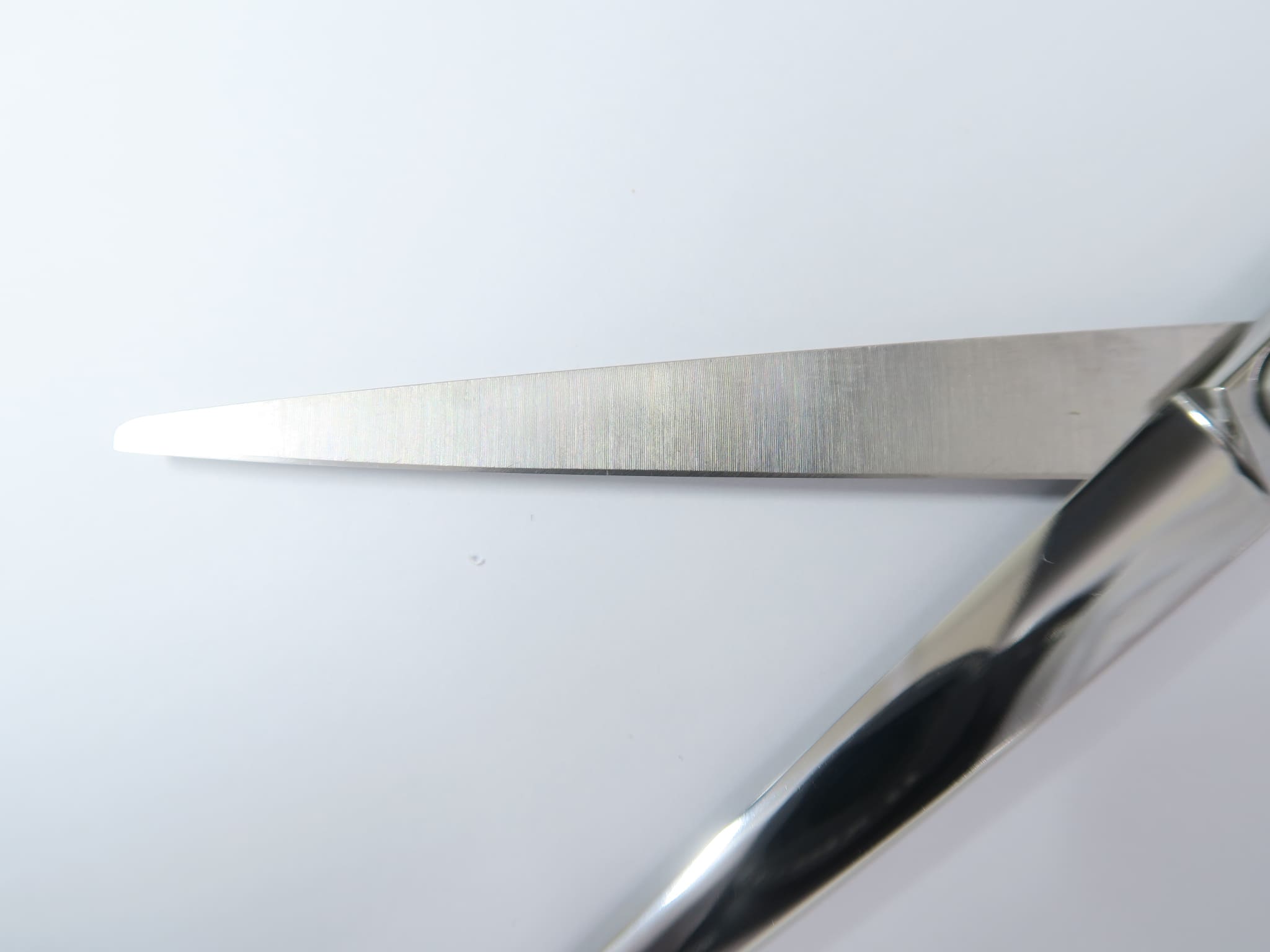 楽天市場】Bランク【光シザー HIKARI ヒカリ】 E-6 シザー 美容師