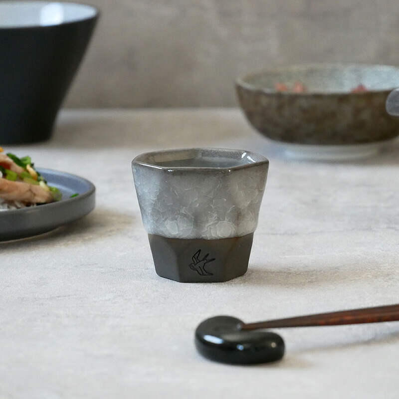 楽天市場】ぐい呑 75cc 氷裂貫入 つばめ工房ぐい呑み ぐいのみ お猪口