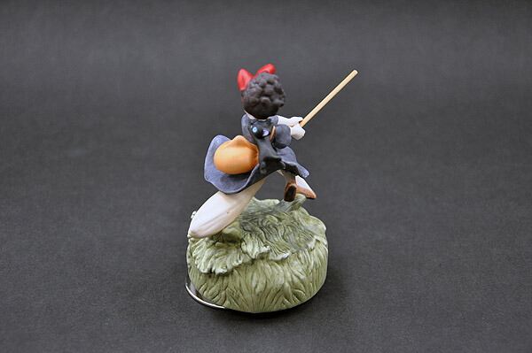 楽天市場】【送料無料】 魔女の宅急便オルゴール (キキ・出発