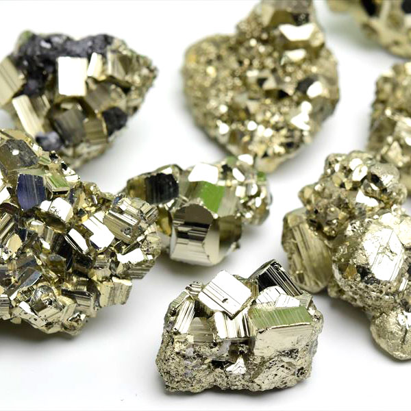 楽天市場】パイライト ミニクラスター 原石【ペルー産】【約30～50g