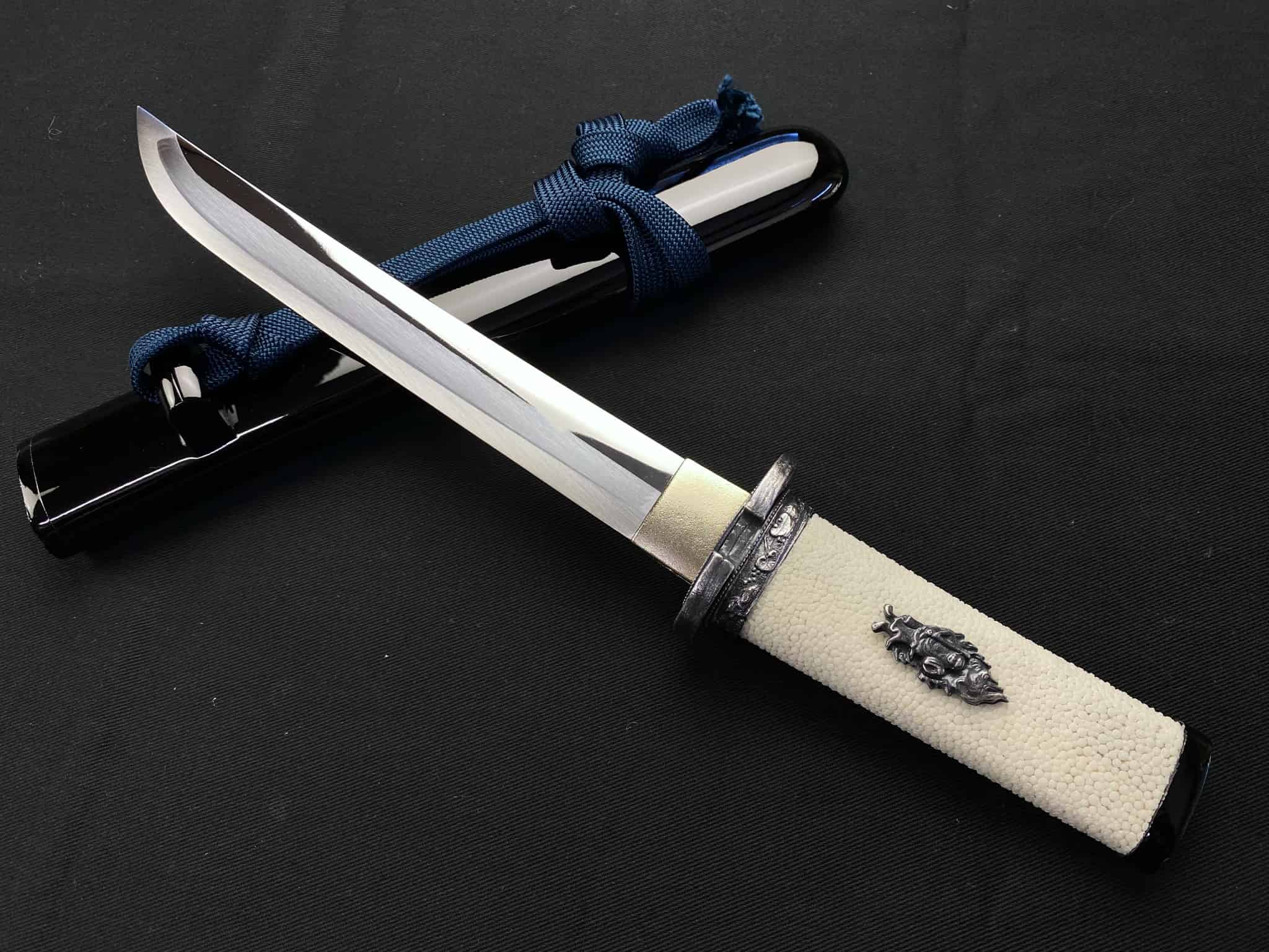 楽天市場】V.ROAD 模造刀 短刀・御守刀 鮫巻柄6寸 T003 コンビニ受取