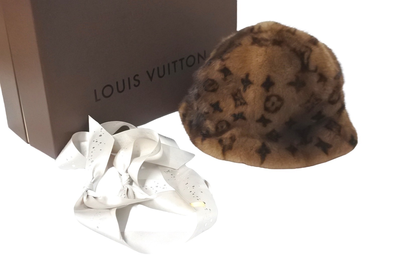 楽天市場】極美品 LOUIS VUITTON ルイヴィトン モノグラム クロッシュ