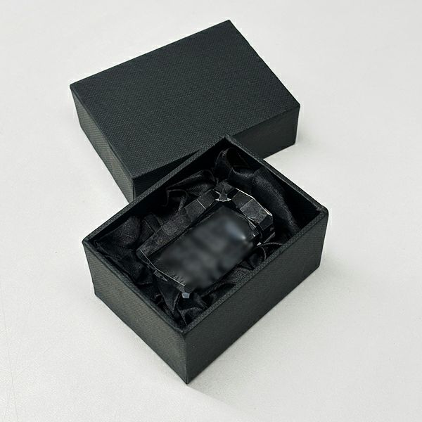 クリスタルペーパーウェイト84C81-04 デザイン・彫刻料無料 ノベルティ