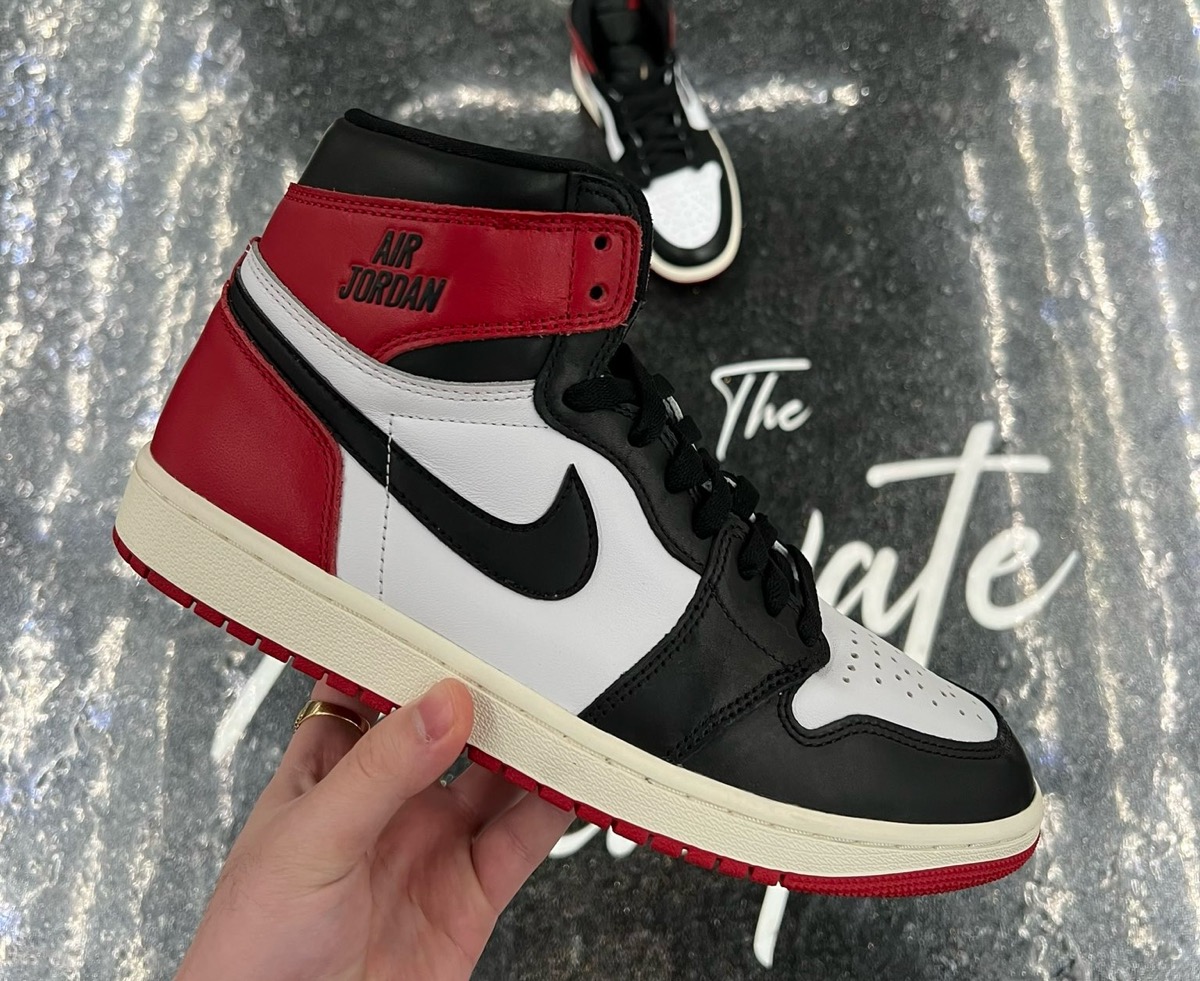 Nike Air Jordan 1 Retro High OG “Black Toe Reimagined”が国内5月15