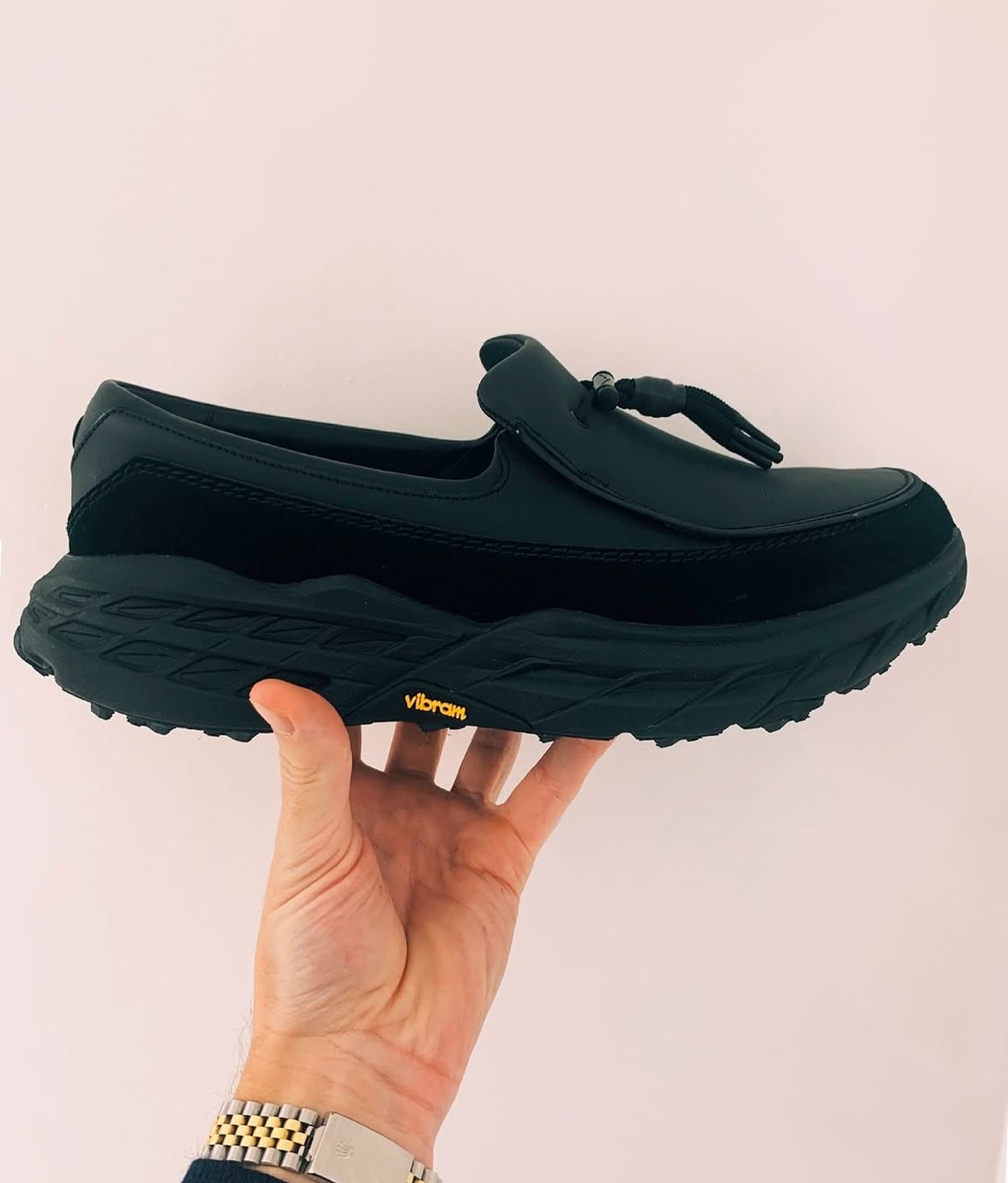 HOKA 新型ローファースニーカー Speed Loafer “Black”が国内1月31日