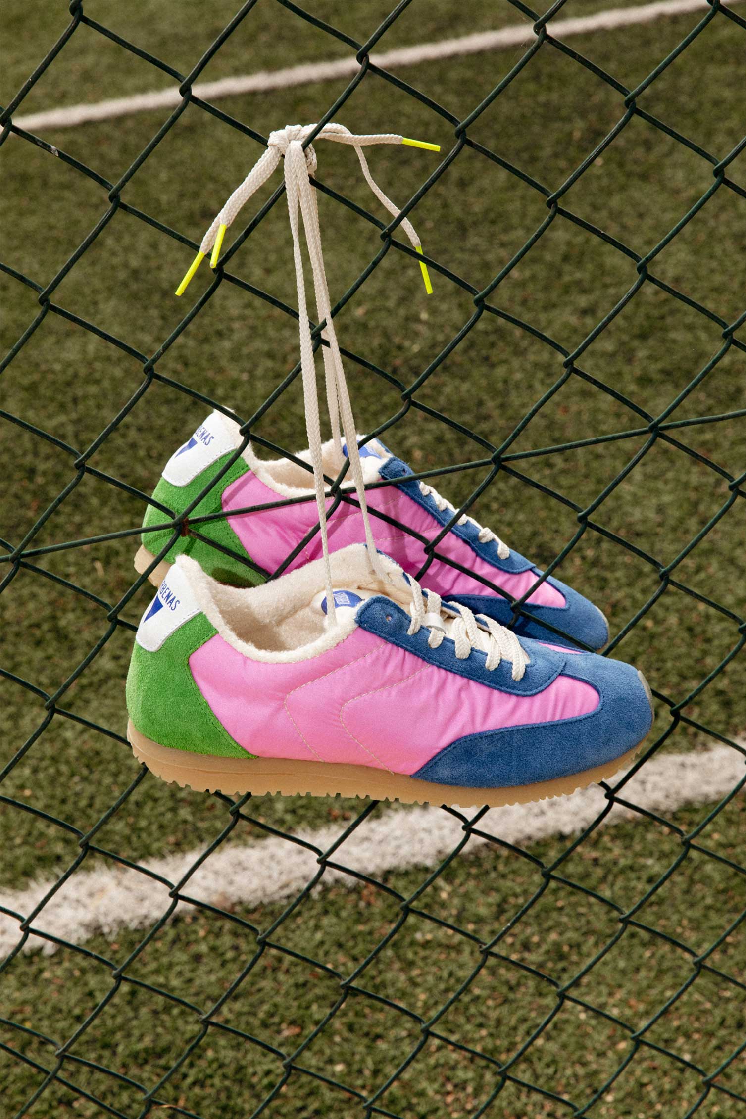 Women's Sneaker Nylon Strawberry Split Leather | Verbenas