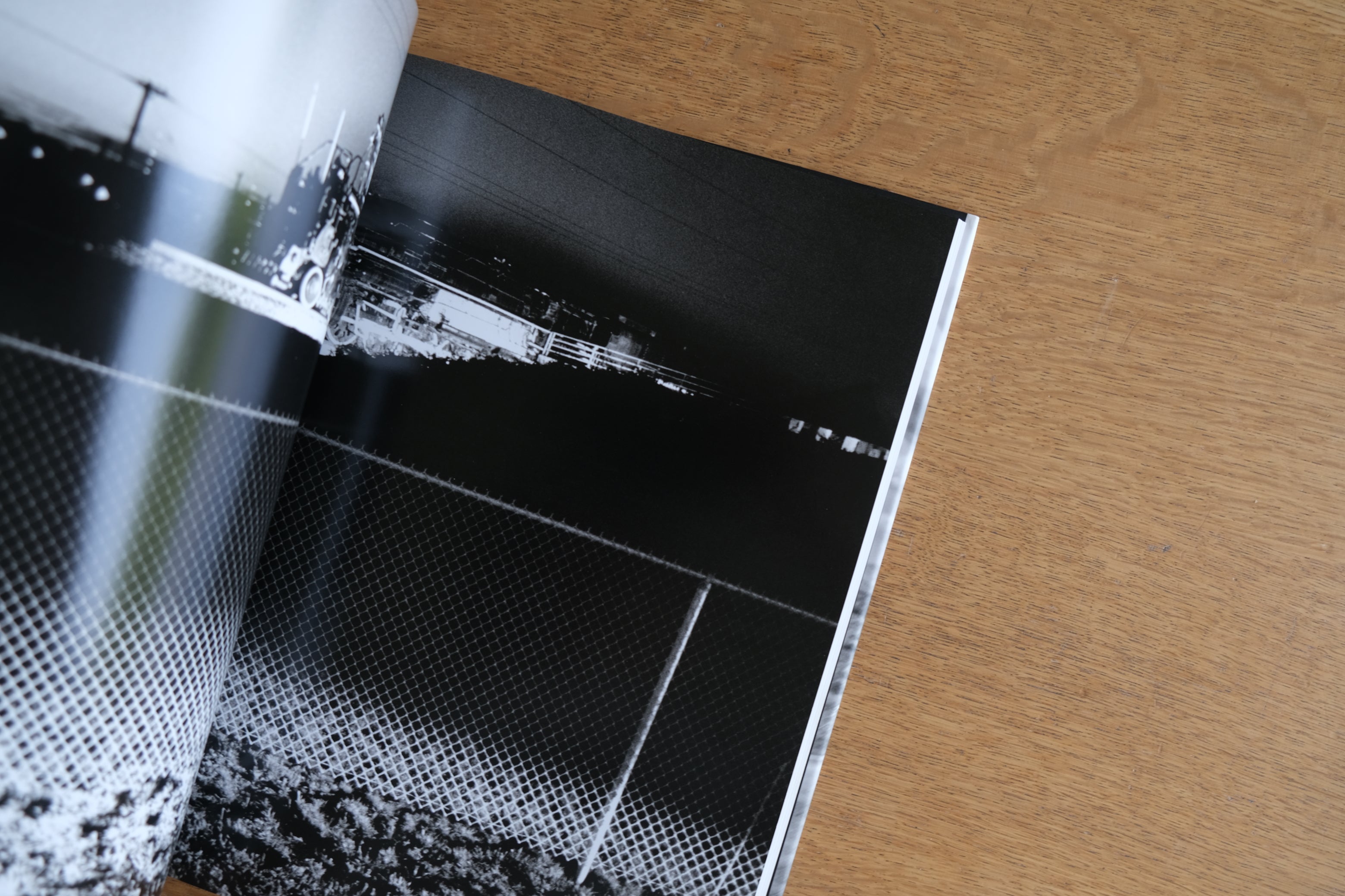 美本］Helmut Newton『Sex and Landscapes』｜TASCHEN刊（2004年