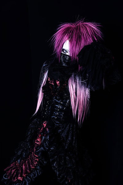 An interview with La'veil MizeriA | vkgy (ブイケージ)