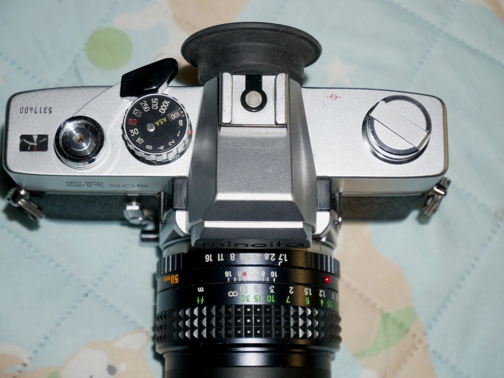 ミノルタ SR505 一眼レフフィルムカメラ レンズ付き フィルター付き