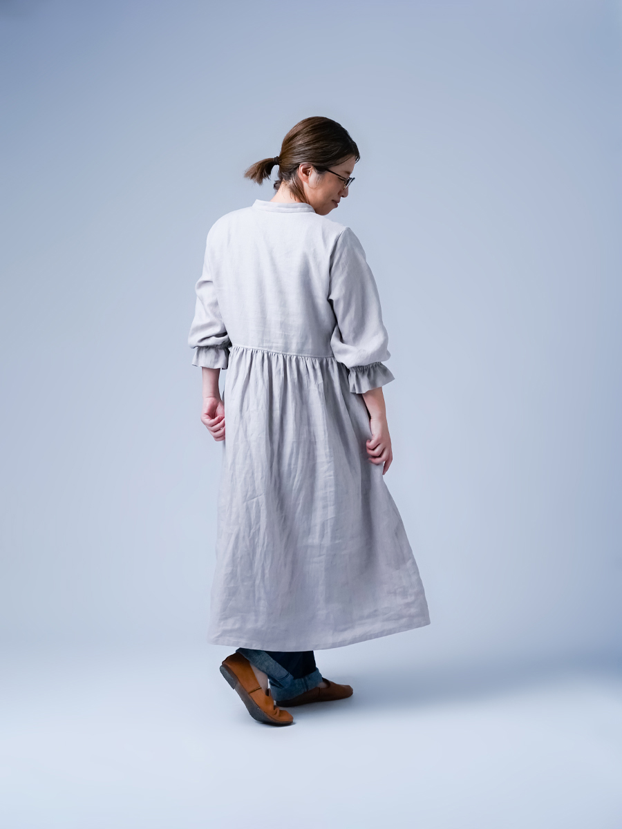 リネンワンピース】スタンドカラー リネンドレス ／ 灰桜(はいざくら