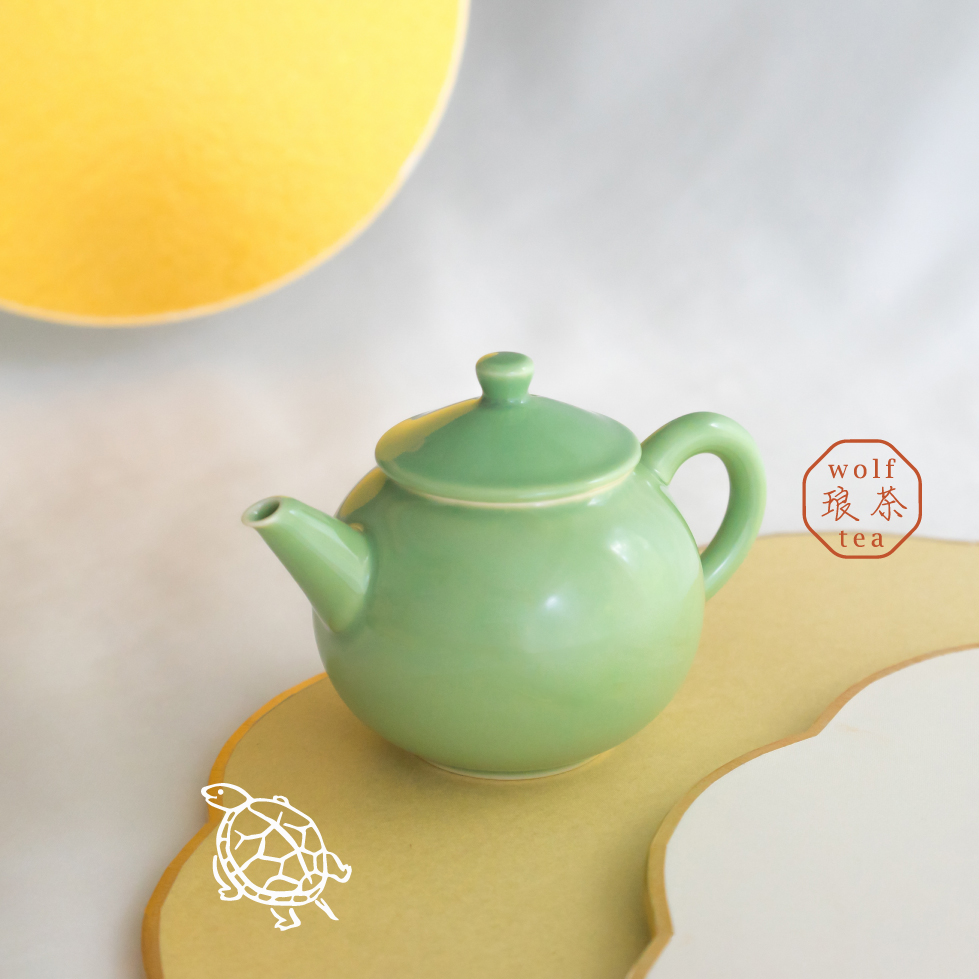 teapot-covers-03.jpg