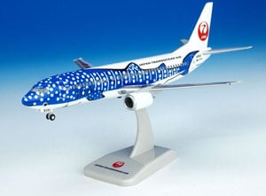 JTA 737-400 1/200 ジンベエジェット スナップインモデル (完成品