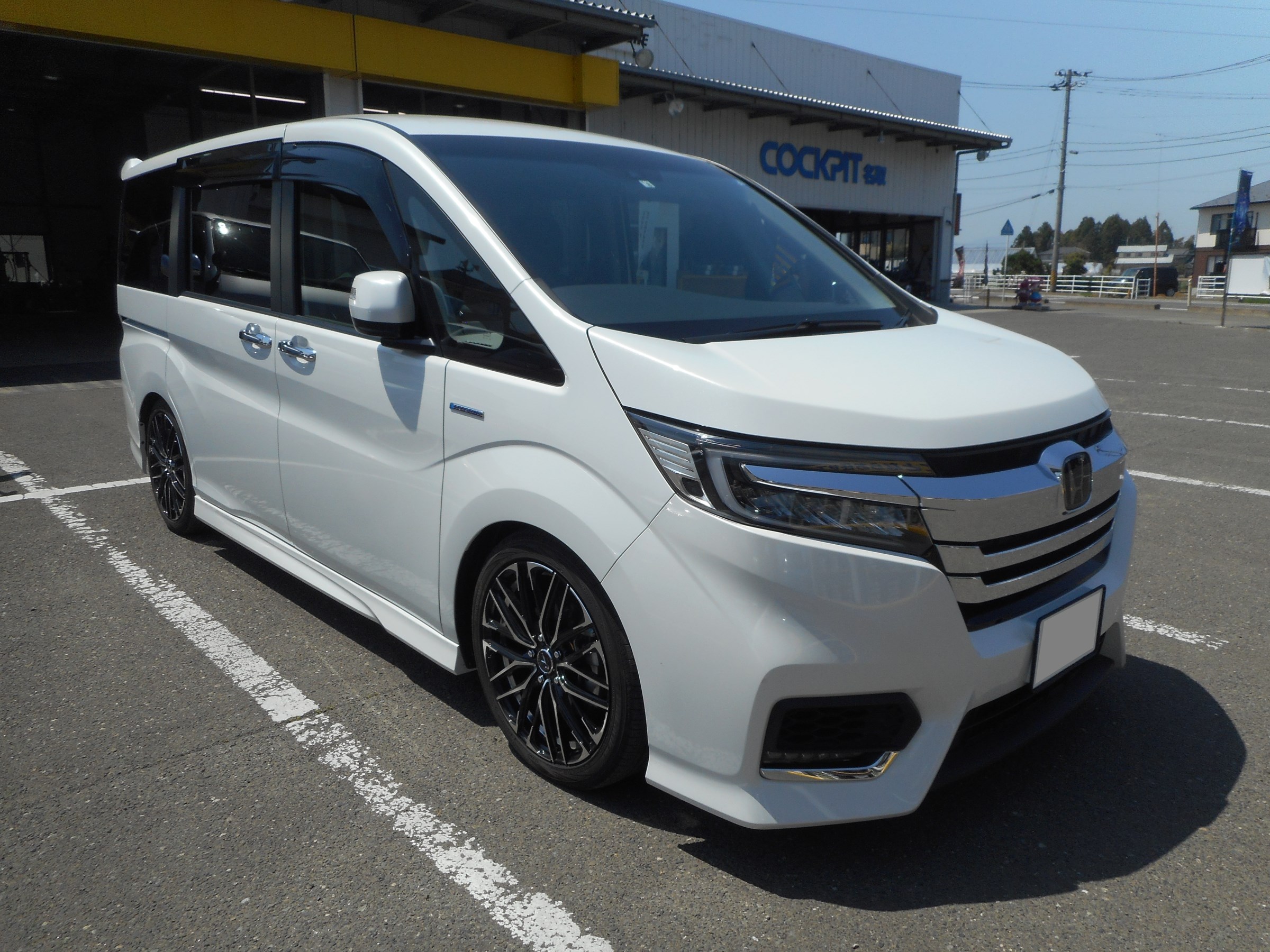 ステップW RP5 車高調取付 | ホンダ ステップワゴン 足まわり