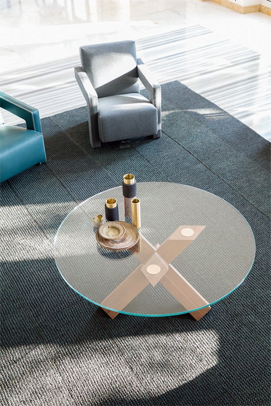 637 UTRECHT（ユトレヒト ソファ） Cassina | カッシーナ・イクスシー